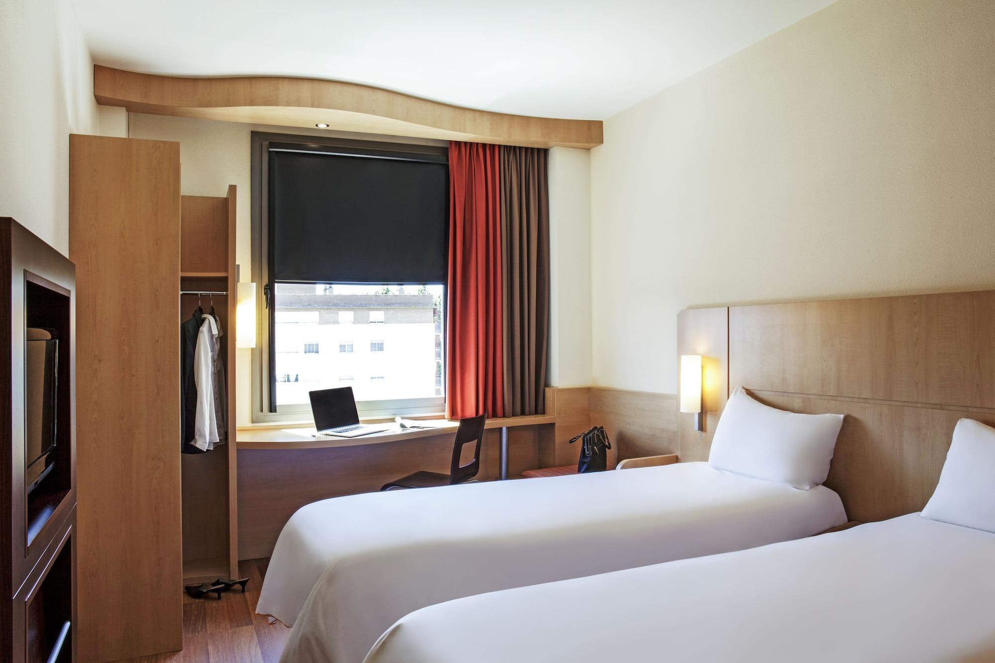 Ibis Paris La Defense Esplanade Otel Courbevoie Dış mekan fotoğraf