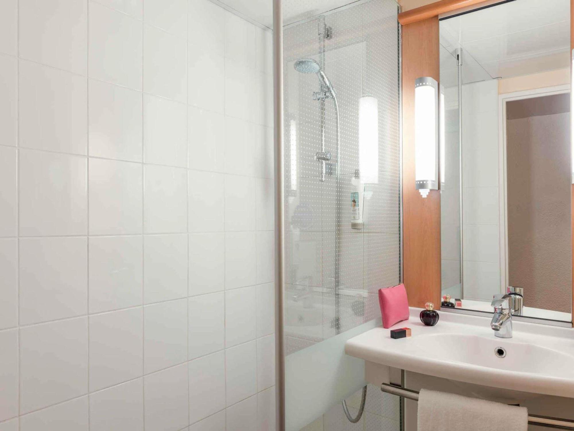 Ibis Paris La Defense Esplanade Otel Courbevoie Dış mekan fotoğraf